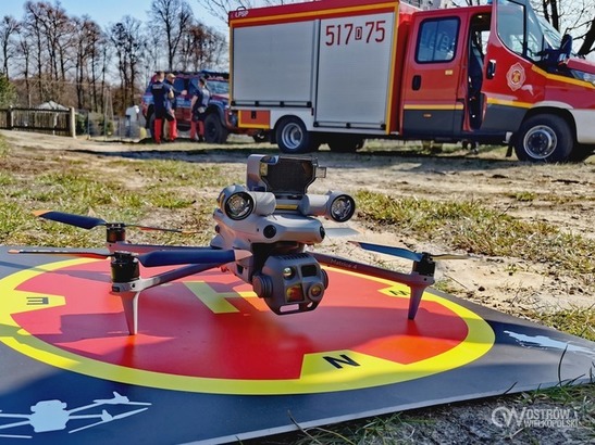 Ilustracja do artykułu: Dronem na pomoc zaginionym