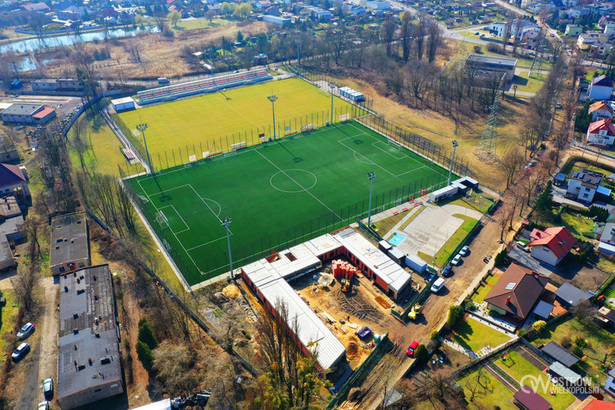 Ilustracja do artykułu: 'Za parowozownią': zaplecze w budowie