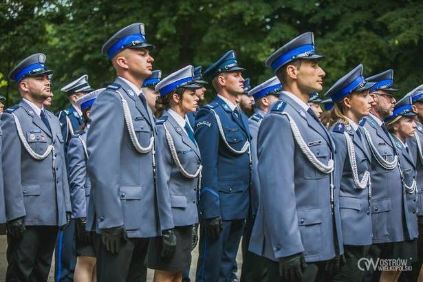 Ilustracja do artykułu: Miasto wspiera ostrowską policję
