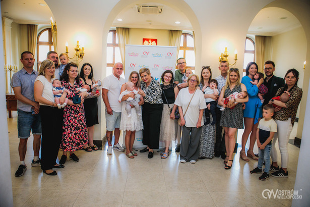 Ilustracja do artykułu: Ostrowskie maluchy