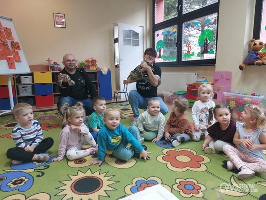 Ilustracja do artykułu: Hodowca gadów i płazów w Przedszkolu nr 10 Kubuś Puchatek