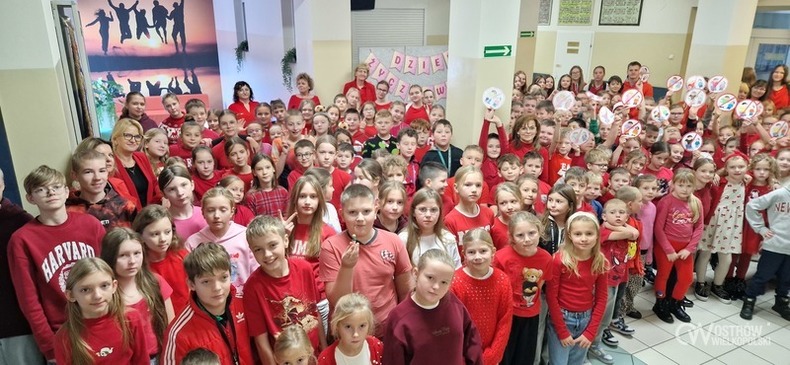 Ilustracja do artykułu: Finał ogólnopolskich akcji w Szkole Podstawowej nr 14