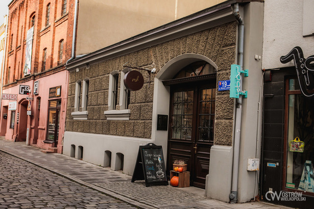 Ilustracja do artykułu: Wiosny Ludów ulicą artystów i neonów