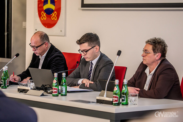 Ilustracja do artykułu: Miasto musi dopłacić 4 mln zł do śmieci