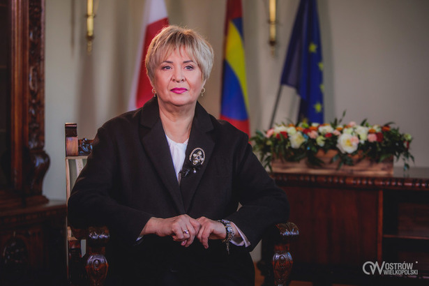 Ilustracja do artykułu: Miasto jest w dobrych rękach. Wywiad z prezydent Beatą Klimek