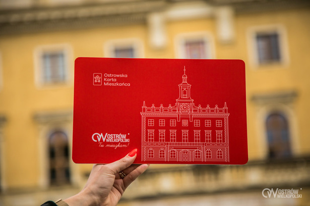 Ilustracja do artykułu: To już rok Ostrowskiej Karty Mieszkańca!