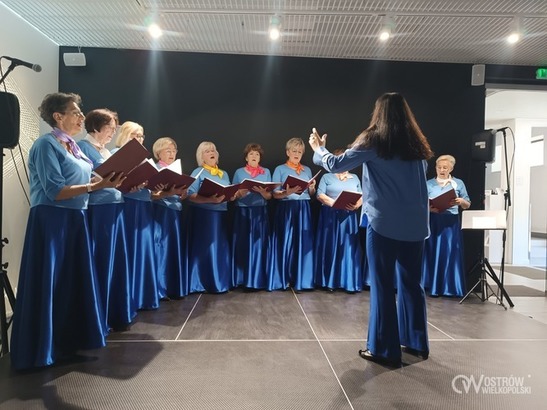 Ilustracja do artykułu: MUZYKA, PASJA i INTEGRACJA - opowieść o chórze, który przełamuje bariery