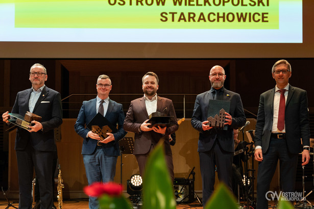 Ilustracja do artykułu: Ostrów samorządowym liderem zarządzania