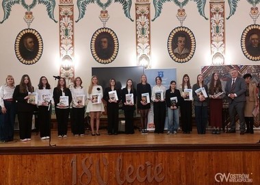 Ilustracja do artykułu: Uroczyste podsumowanie XI  Międzyszkolnego Konkursu Polonistycznego...