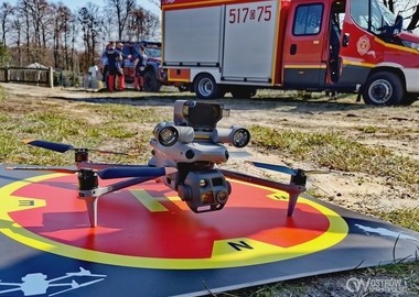Ilustracja do artykułu: Dronem na pomoc zaginionym