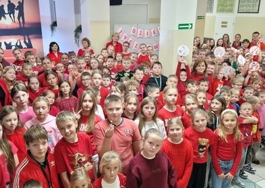 Ilustracja do artykułu: Finał ogólnopolskich akcji w Szkole Podstawowej nr 14
