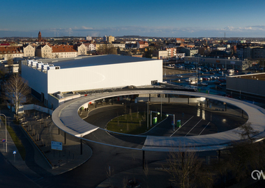 Ilustracja do artykułu: Budowa hali - budynek Centrum czasowo zamknięty