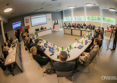 Ilustracja do artykułu: I sesja Rady Miejskiej w Ostrowie Wielkopolskim