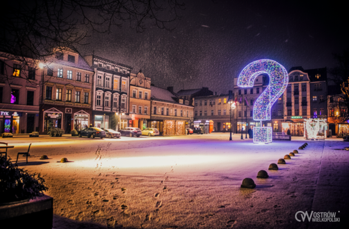 Ilustracja do artykułu: Rozświetlamy ostrowską choinkę