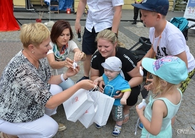 Znakomita zabawa na ostrowskim Rynku  (41)