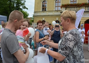 Znakomita zabawa na ostrowskim Rynku  (35)