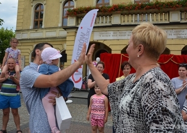 Znakomita zabawa na ostrowskim Rynku  (34)