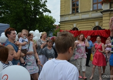 Znakomita zabawa na ostrowskim Rynku  (28)