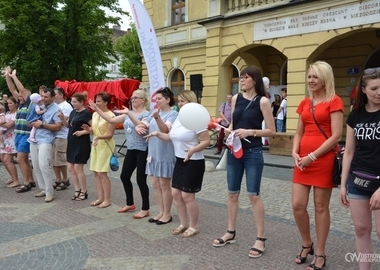 Znakomita zabawa na ostrowskim Rynku  (24)