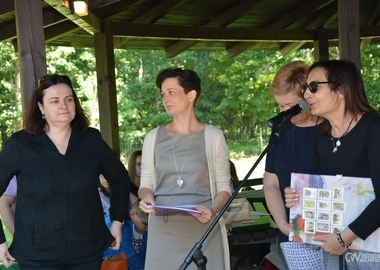 Cudze chwalicie swego nie znacie (12)