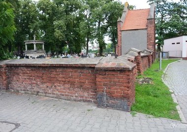 Mur przed modernizacją (2)