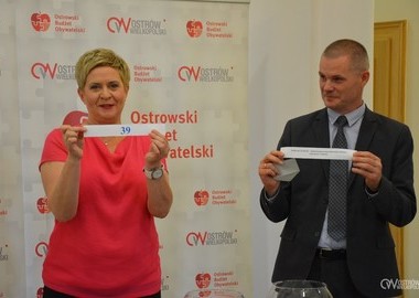 Głosowanie rusza o północy (0)