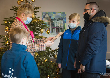 Spotkanie z zawodnikami i trenerem szkółki Football Academy (2)