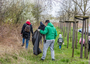 2021-04-23-25 Sprzątanie Ostrowa (35)