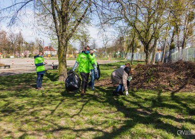 2021-04-23-25 Sprzątanie Ostrowa (27)