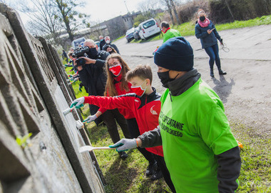 2021-04-23-25 Sprzątanie Ostrowa (6)