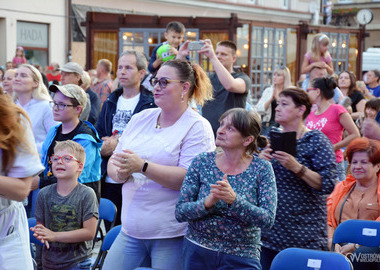 Koncertowa inauguracja lata 2021 - sound n grace -  publiczność (3)