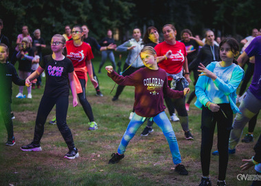 OBO - zakończenie zajęć ZUMBA w parku miejskim (16)