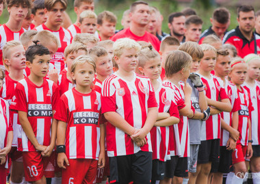 Ostatni mecz na boisku za parowozownią (52)