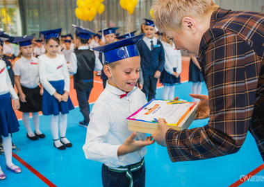 2021-10-15 Slubowanie klas pierwszych SP9 (84)