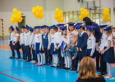 2021-10-15 Slubowanie klas pierwszych SP9 (75)