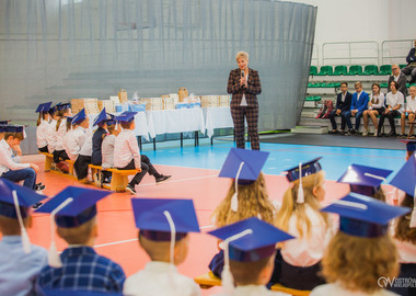 2021-10-15 Slubowanie klas pierwszych SP9 (69)
