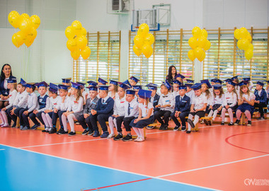 2021-10-15 Slubowanie klas pierwszych SP9 (66)