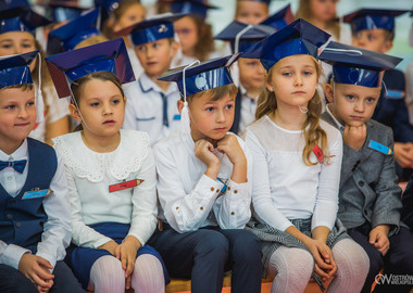 2021-10-15 Slubowanie klas pierwszych SP9 (63)