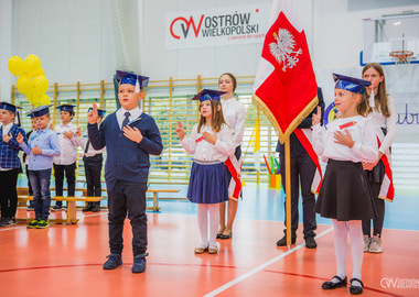 2021-10-15 Slubowanie klas pierwszych SP9 (28)