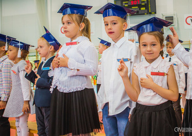 2021-10-15 Slubowanie klas pierwszych SP9 (26)
