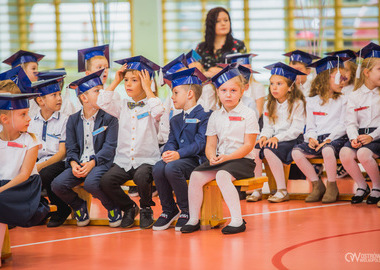2021-10-15 Slubowanie klas pierwszych SP9 (24)
