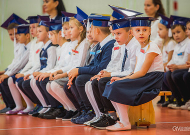 2021-10-15 Slubowanie klas pierwszych SP9 (10)