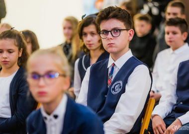 Stypendia im. świętego Jana Pawła II Miasta Ostrowa Wielkopolskiego 18-10-2021 (9)