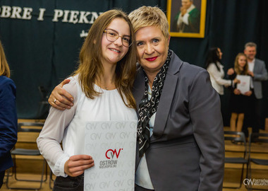 Stypendia im. świętego Jana Pawła II Miasta Ostrowa Wielkopolskiego 18-10-2021 (313)