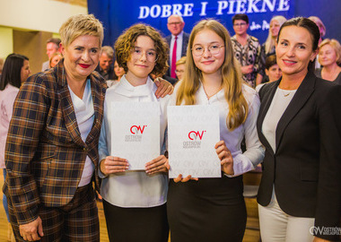 Stypendia im. świętego Jana Pawła II miasta Ostrowa Wielkopolskiego, 20.10.2021 (388)