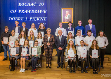 Stypendia im. świętego Jana Pawła II miasta Ostrowa Wielkopolskiego, 20.10.2021 (286)
