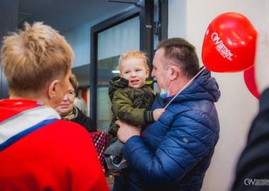 Zakochali się w Ostrowie. Walentynkowa sesja fotograficzna w Urzędzie Miejskim  (2)