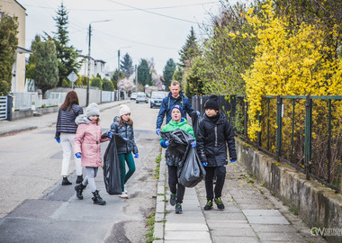 Wiosenne sprzątanie Ostrowa Wielkopolskiego 2022 (24)