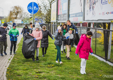 Wiosenne sprzątanie Ostrowa Wielkopolskiego 2022 (14)