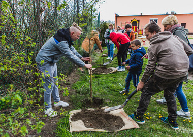 Wiosenne sprzątanie Ostrowa Wielkopolskiego (16)